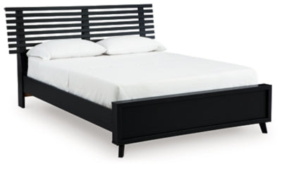 Danziar Queen Slat Bed - AJ's Home Furniture (Macon, GA)